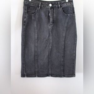 Guanyy Skirt Color: Faded Grey Denim Skirt Size: XL